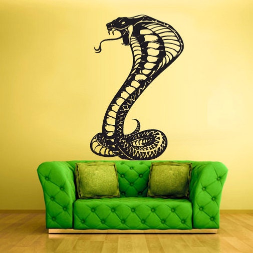 Cobra snake wall decal  (Z442)